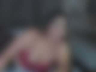 Live cam show with MariaMore - Oil on livesuperchat.net