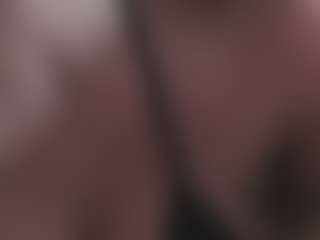 Live cam show with MariaMore - Twerk on SinfulBabes
