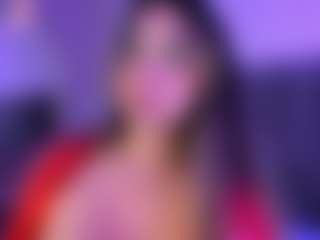 Live cam show with MariaMore - Camel Toe on mypornchat.com