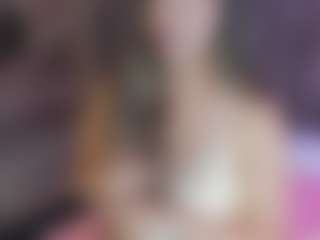 Live cam show with MariaMore - Squirt Teen (18+) on Dare Cams