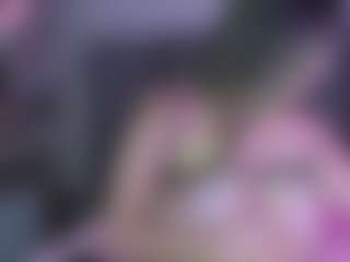 Live cam show with MariaMore - BBW Teen (18+) on CamClone