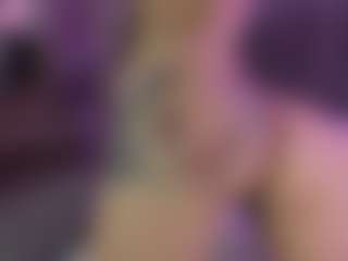 Live cam show with MariaMore - Big Tits on sexylive.show