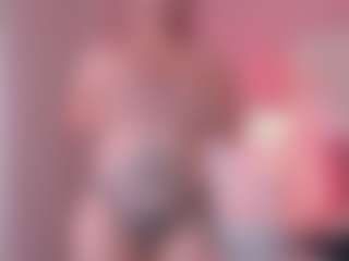 Live cam show with MariaMore - Big Tits on Camsoda