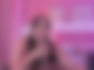 Live cam show with MariaMore - Teen (18+) on Streamer API