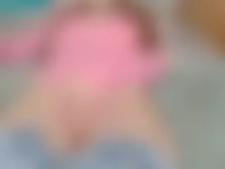 NaughtyBlooms's Live Sex Cam Show