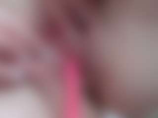 Live cam show with NaughtyBlooms - Self Suck on Camsoda