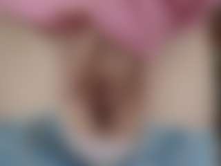 NaughtyBlooms's Live Sex Cam Show