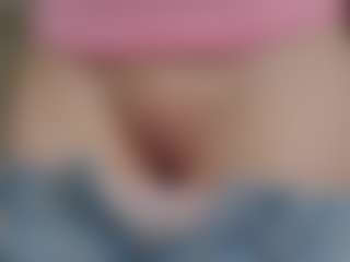 NaughtyBlooms's Live Sex Cam Show