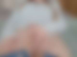 NaughtyBlooms's Live Sex Cam Show