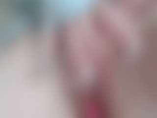 NaughtyBlooms's Live Sex Cam Show