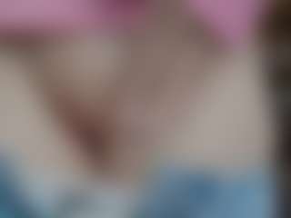 NaughtyBlooms's Live Sex Cam Show