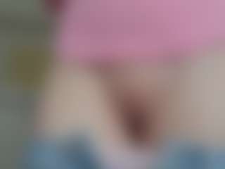 NaughtyBlooms's Live Sex Cam Show