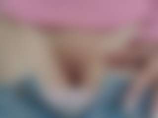 NaughtyBlooms's Live Sex Cam Show