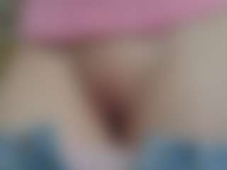 NaughtyBlooms's Live Sex Cam Show