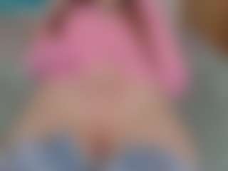 NaughtyBlooms's Live Sex Cam Show