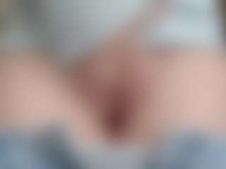 NaughtyBlooms's Live Sex Cam Show