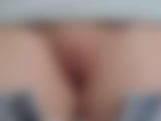 NaughtyBlooms's Live Sex Cam Show