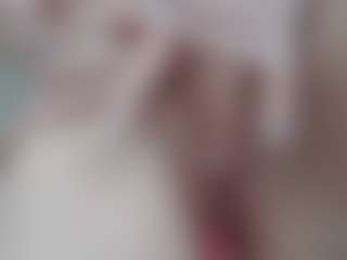 NaughtyBlooms's Live Sex Cam Show