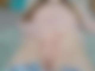 NaughtyBlooms's Live Sex Cam Show