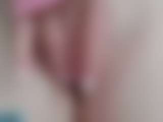 NaughtyBlooms's Live Sex Cam Show