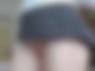 NaughtyBlooms's Live Sex Cam Show