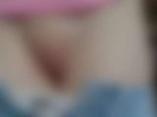 NaughtyBlooms's Live Sex Cam Show