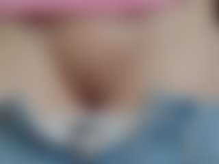 NaughtyBlooms's Live Sex Cam Show