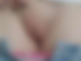 Live cam show with NaughtyBlooms - Sexy on justonemore.cc