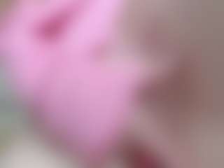 NaughtyBlooms's Live Sex Cam Show