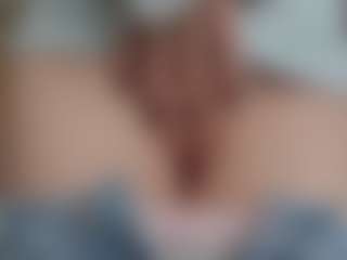 NaughtyBlooms's Live Sex Cam Show