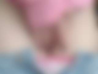 NaughtyBlooms's Live Sex Cam Show