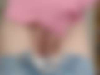 NaughtyBlooms's Live Sex Cam Show