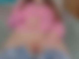NaughtyBlooms's Live Sex Cam Show