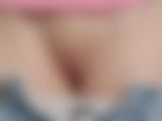 NaughtyBlooms's Live Sex Cam Show