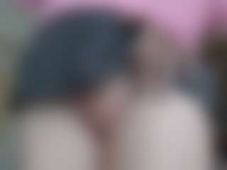 NaughtyBlooms's Live Sex Cam Show
