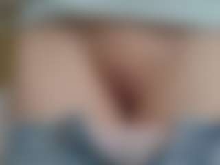 NaughtyBlooms's Live Sex Cam Show