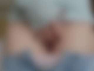 NaughtyBlooms's Live Sex Cam Show