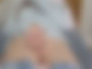 NaughtyBlooms's Live Sex Cam Show