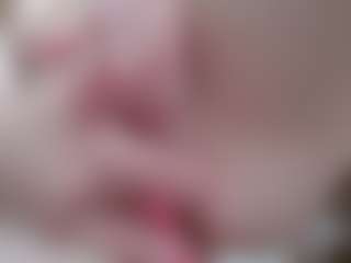 NaughtyBlooms's Live Sex Cam Show