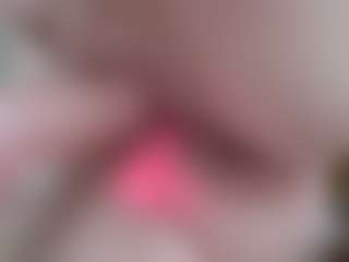 NaughtyBlooms's Live Sex Cam Show