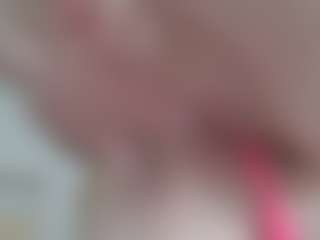 NaughtyBlooms's Live Sex Cam Show