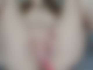 NaughtyBlooms's Live Sex Cam Show