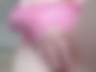 NaughtyBlooms's Live Sex Cam Show