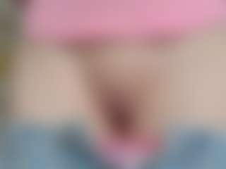 NaughtyBlooms's Live Sex Cam Show