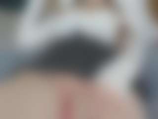 NaughtyBlooms's Live Sex Cam Show