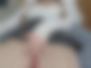 NaughtyBlooms's Live Sex Cam Show