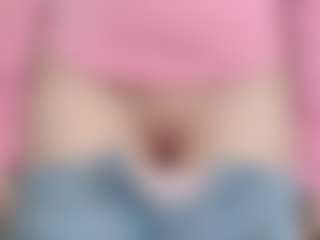 Live cam show with NaughtyBlooms - Lesbian on Cam Slut