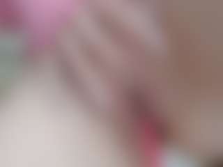 NaughtyBlooms's Live Sex Cam Show