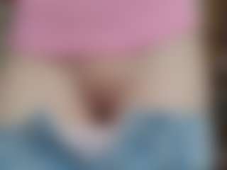 Live cam show with NaughtyBlooms - Natural on Milfs Live