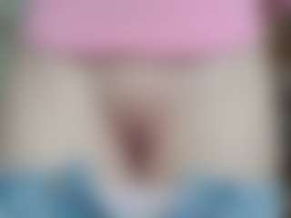 Live cam show with NaughtyBlooms - Normal on Cam Slut